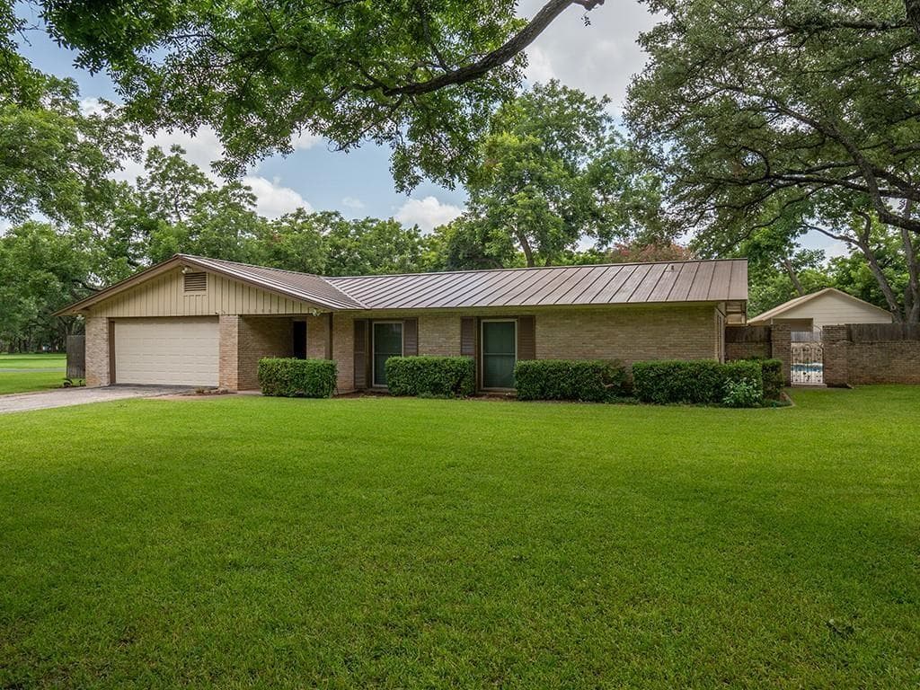 11905  Mustang Chase Dr