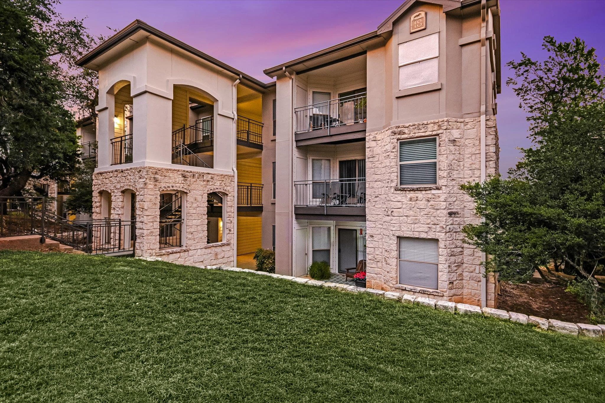 6000 Shepherd Mountain Cv #1818
