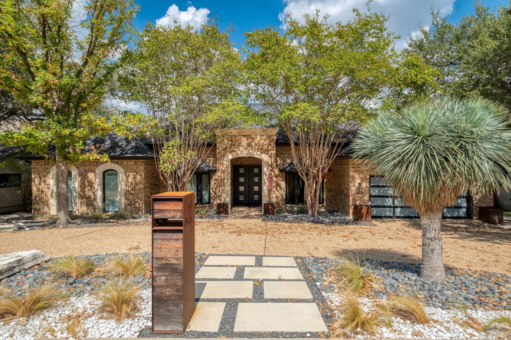3908  Edwards Mountain Dr