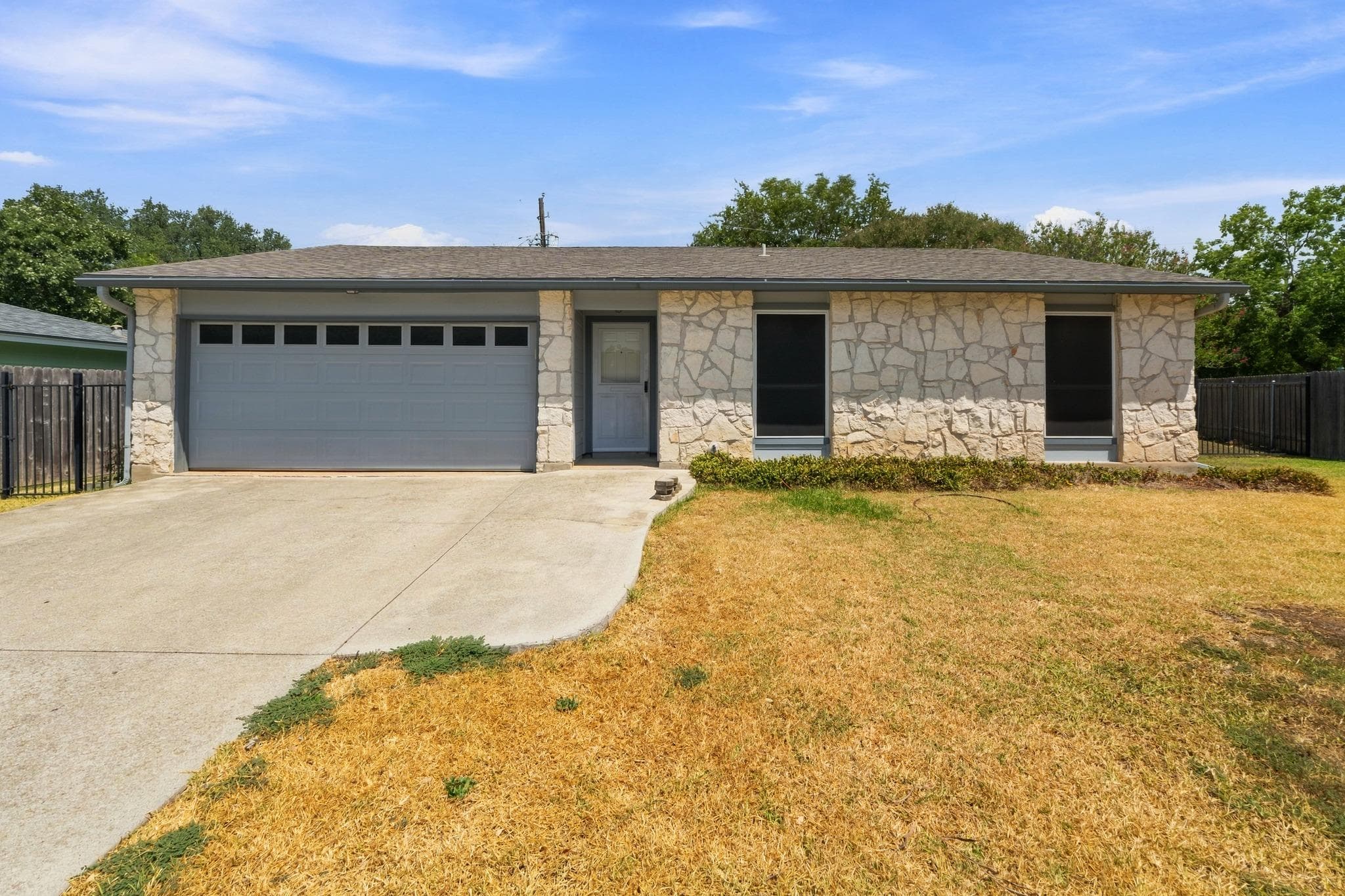 3102  Jeanne Marie Ct
