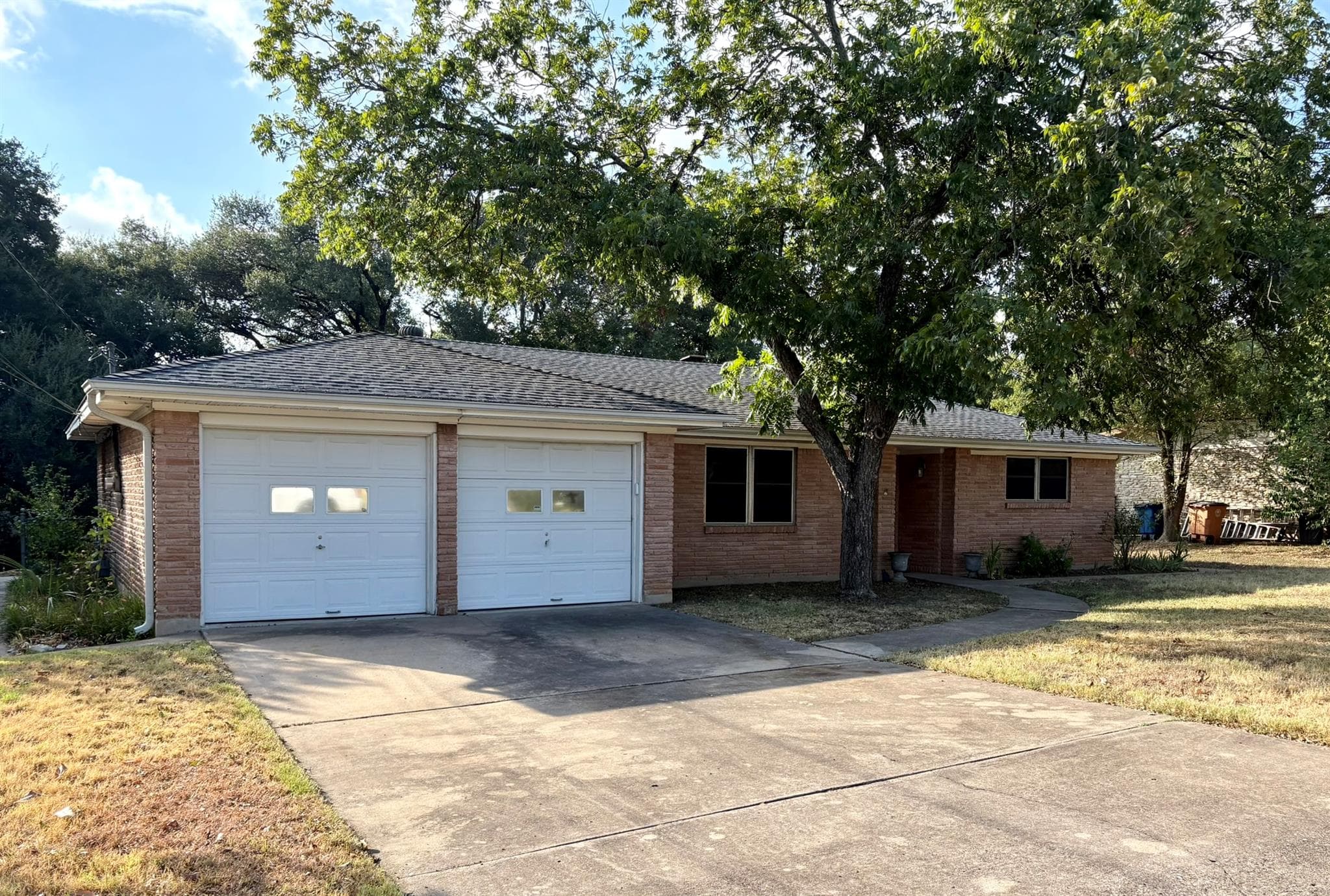 11401  Indianhead Dr