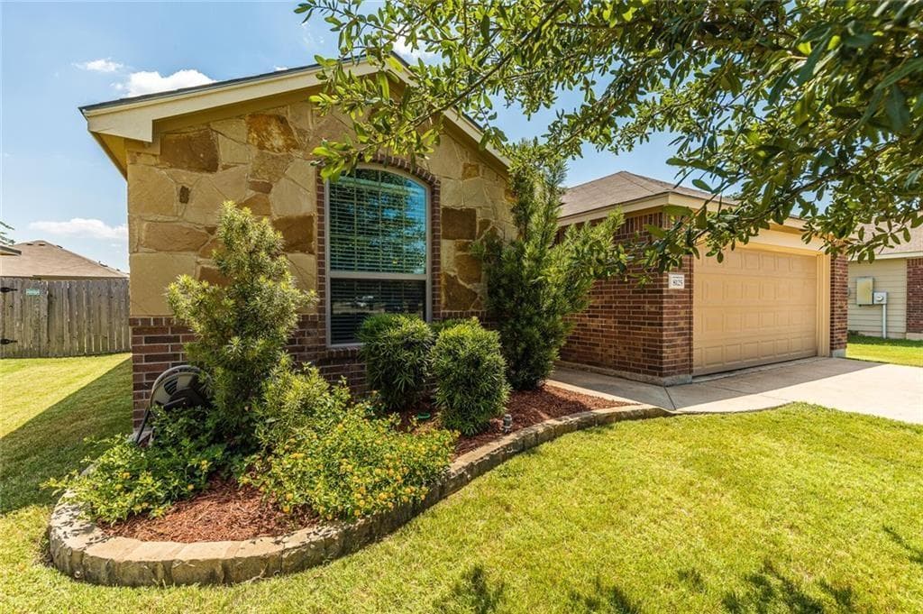 8125  Bridgepointe Dr