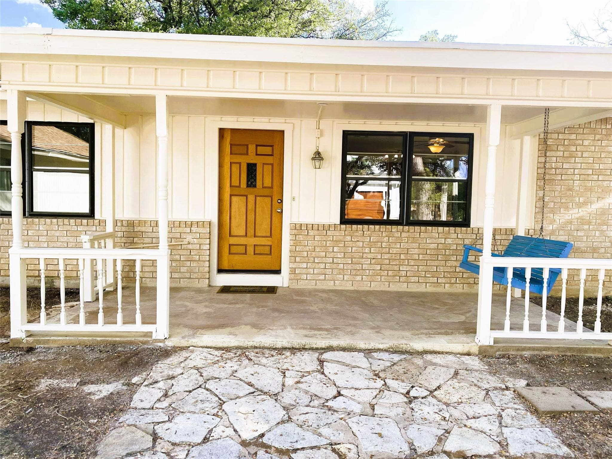 810  Woodland Hills Dr
