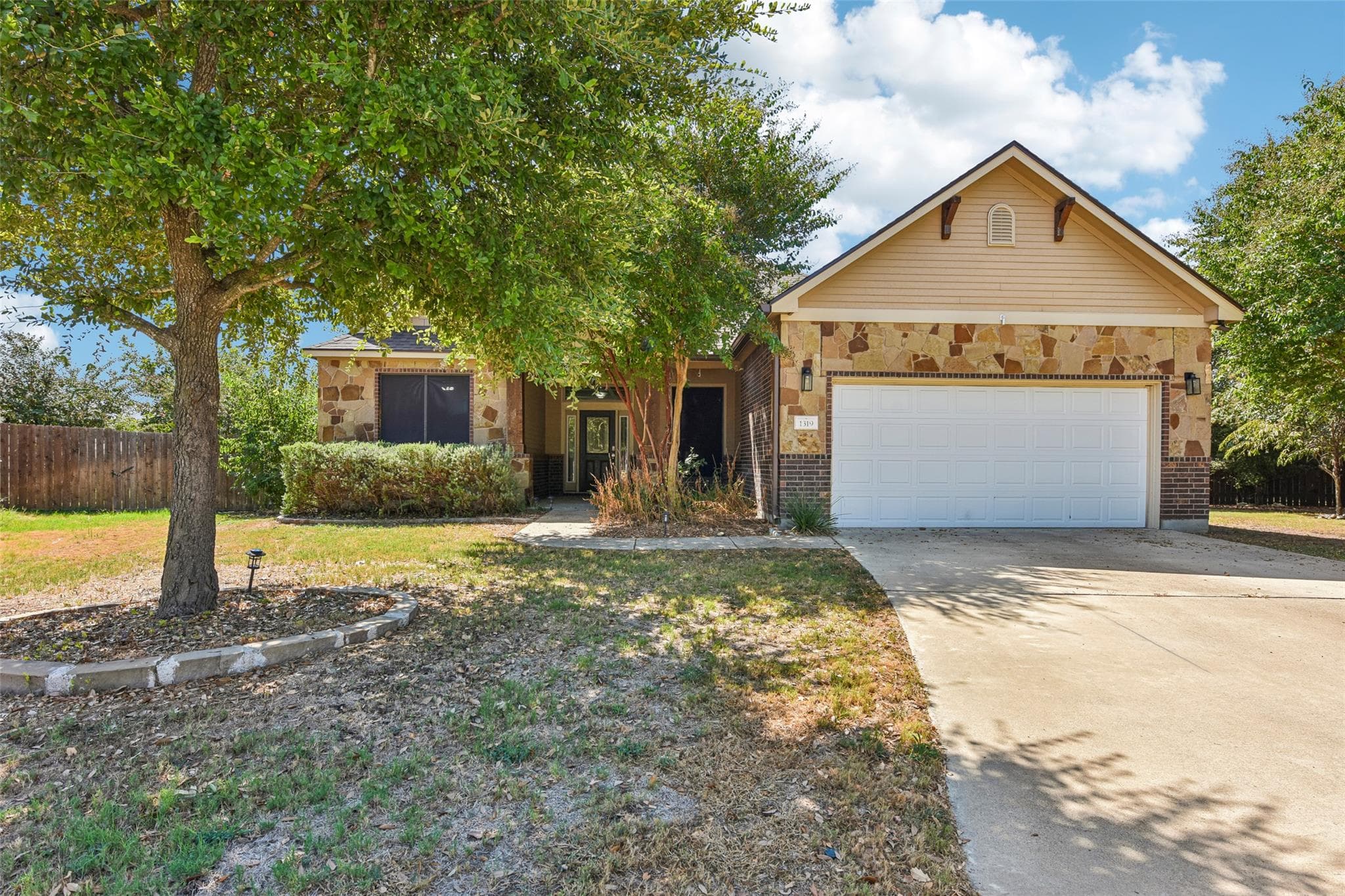 1319  Branchwood Way