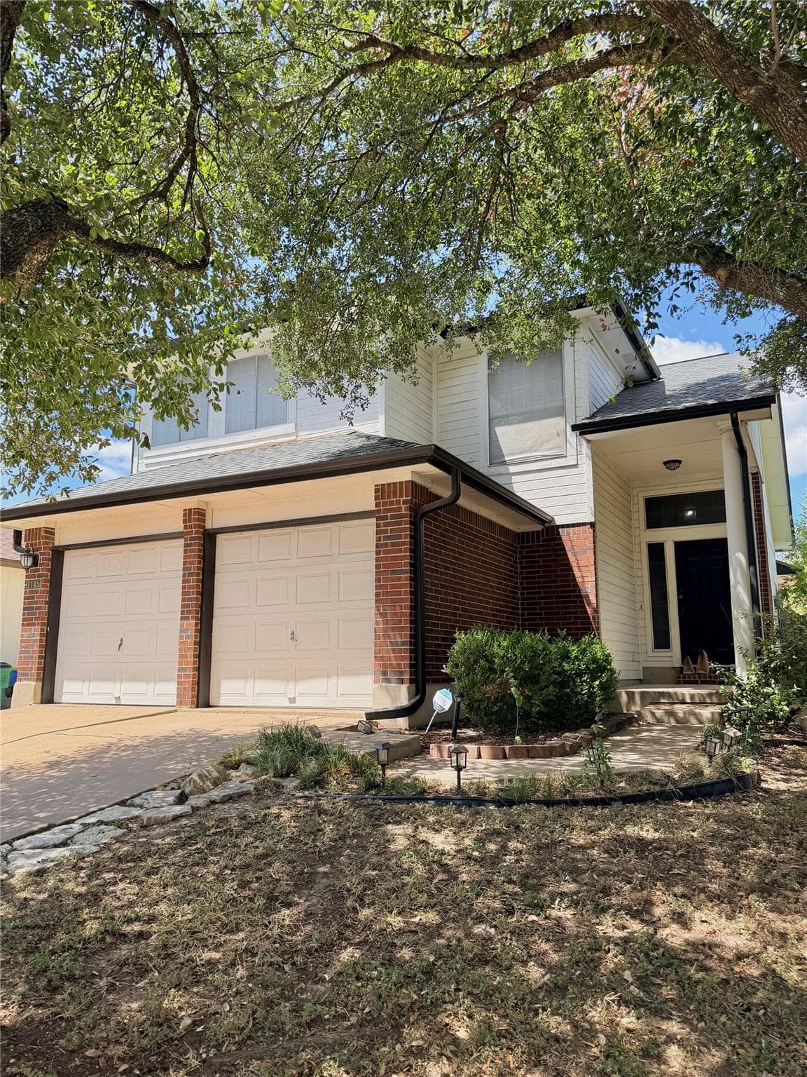1145  Kentra Dr