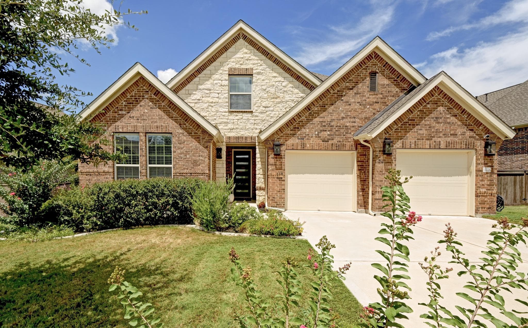 12225 Mesa Verde Dr