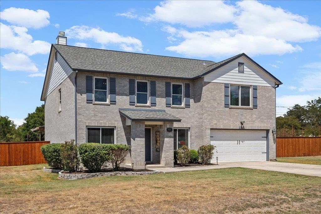 821  Bella Vista Cir