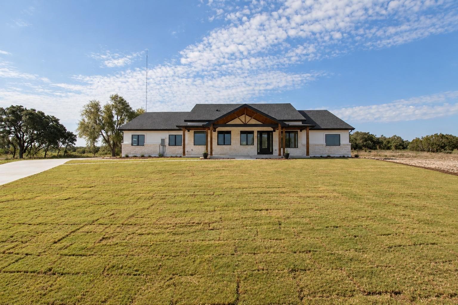 301  Serenity Dr
