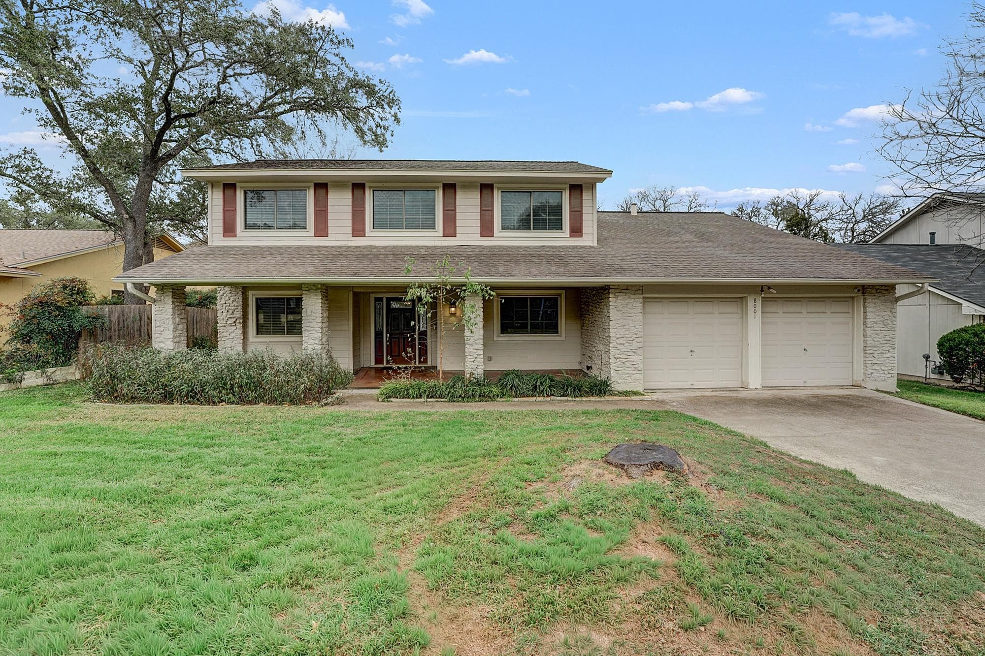 8001  Manassas Dr