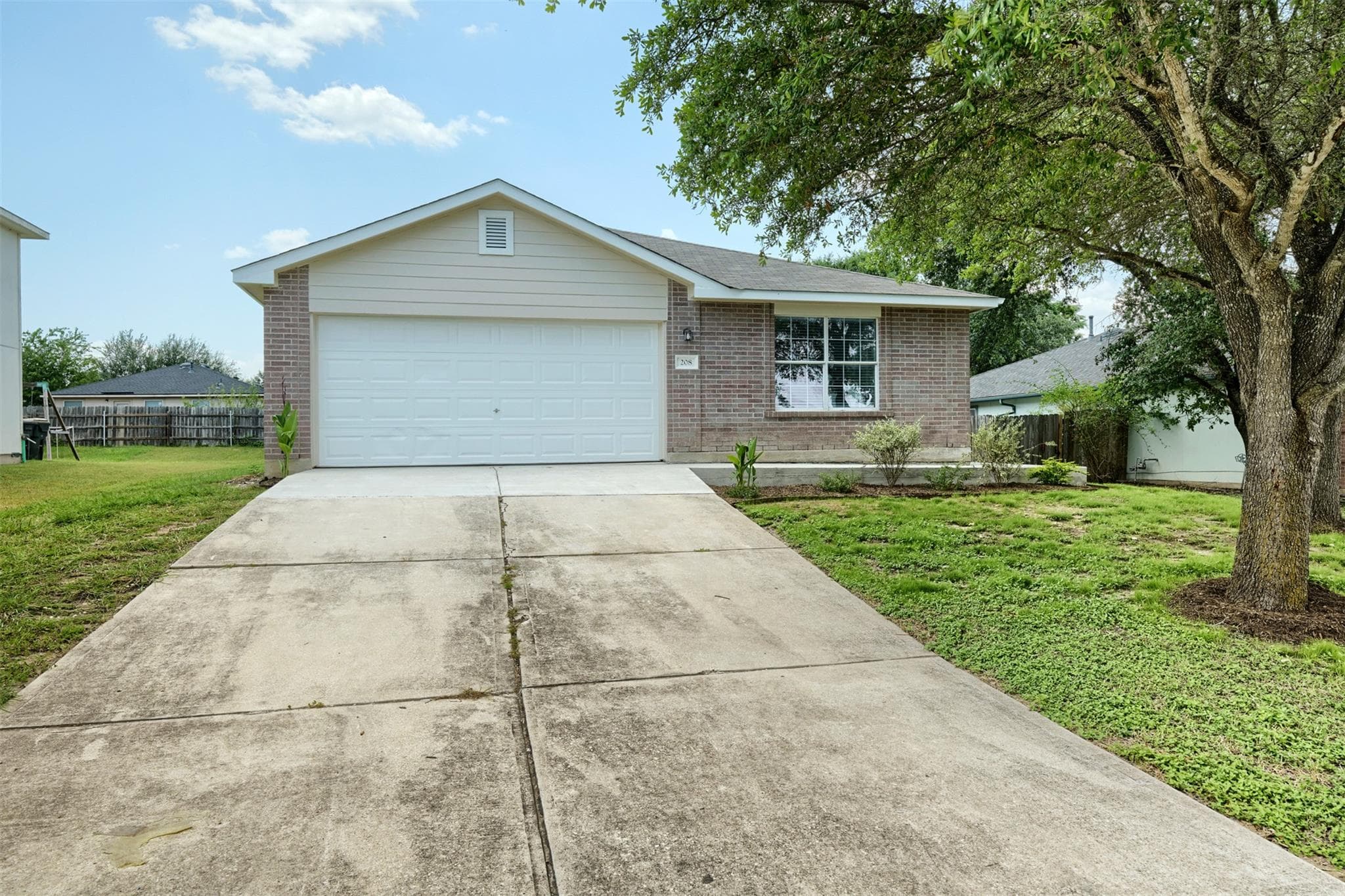 208  Buttercup Way
