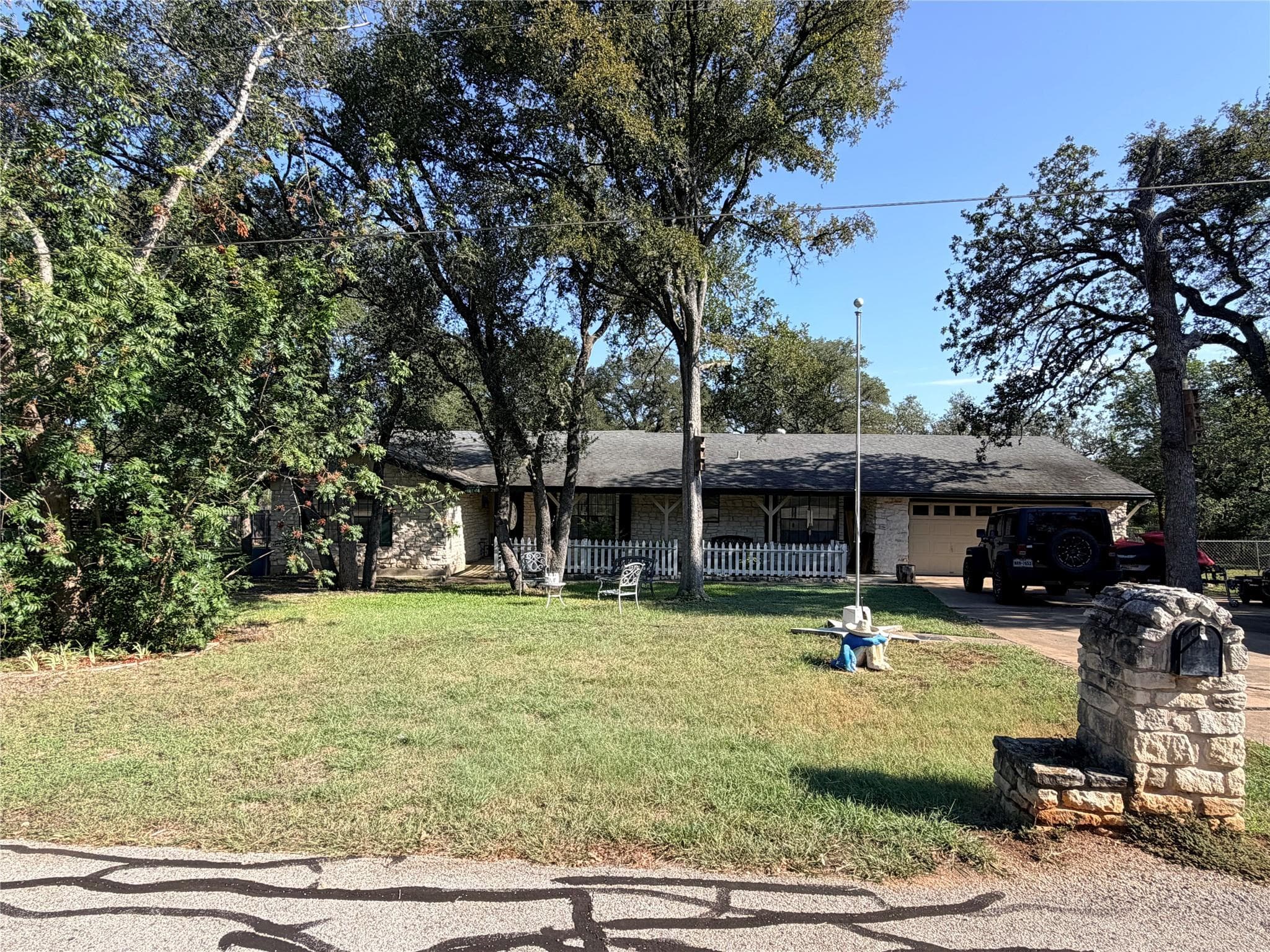 2800  Robin Rd