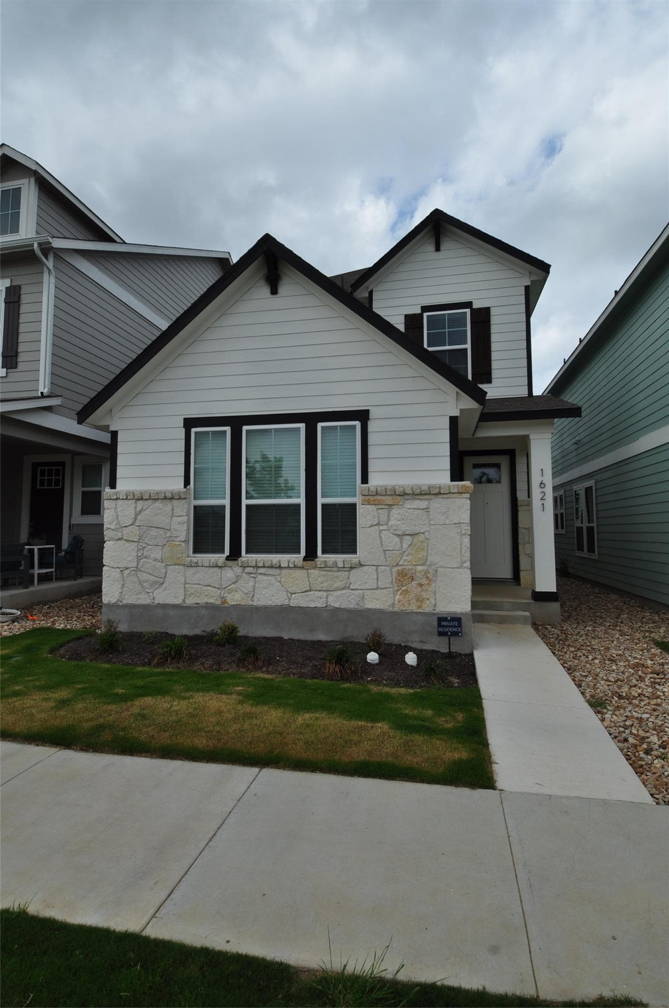 1621  Bella Dr  #82