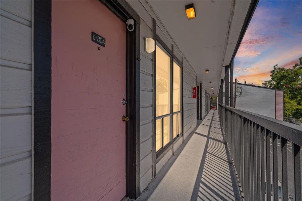 2808  Whitis Ave  #C304