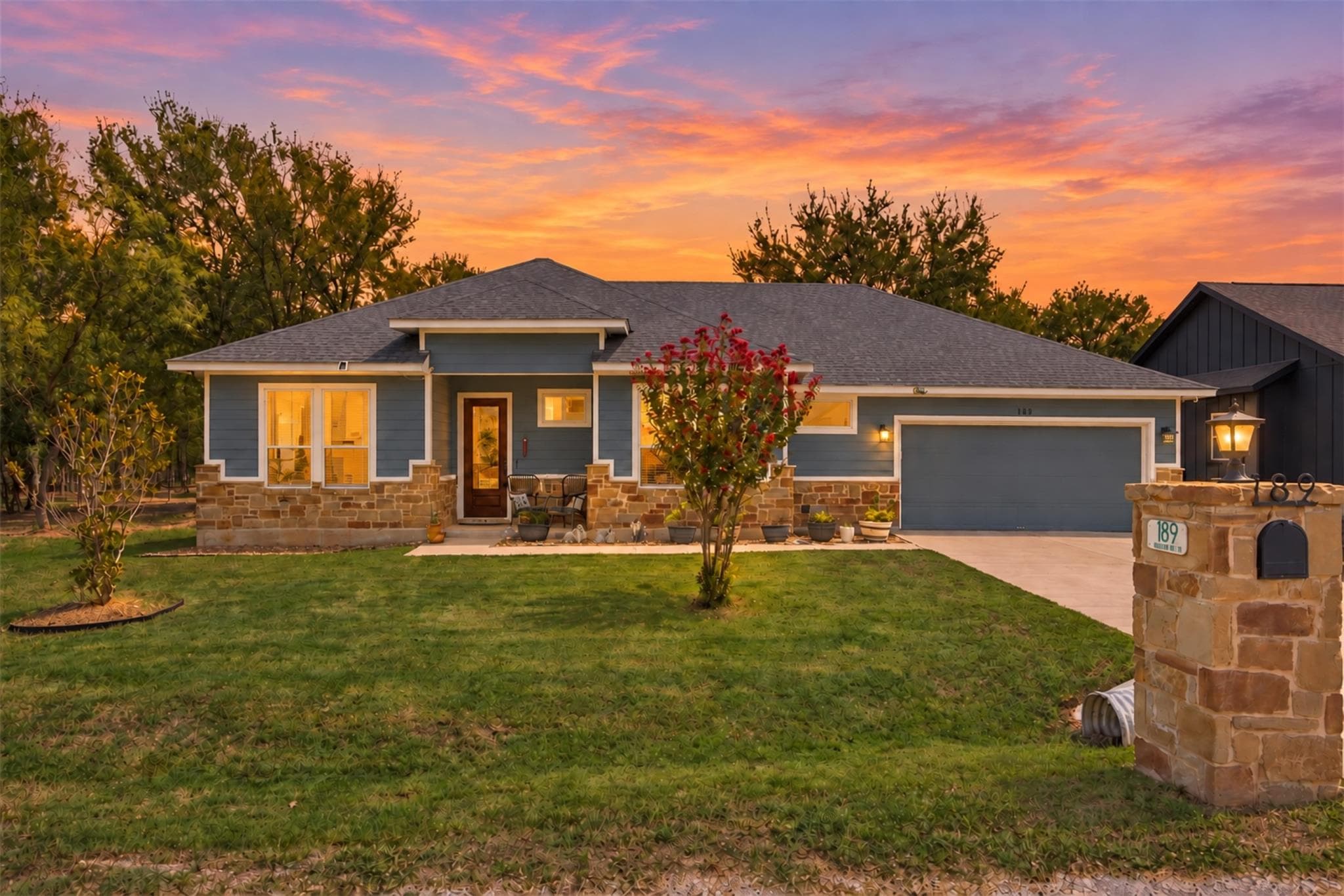 189  Waikakaaua Dr