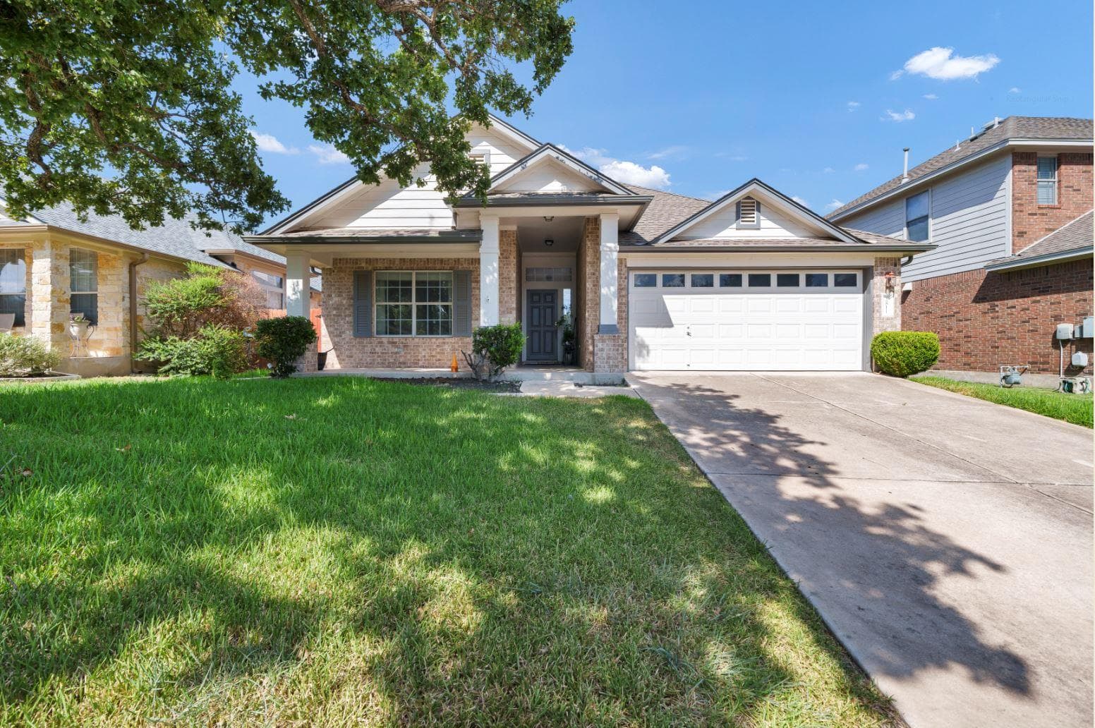 2811 Checker Dr
