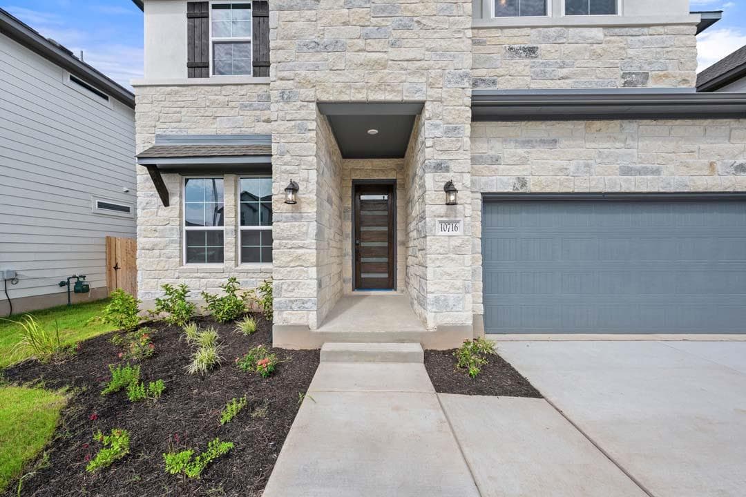 10716  Worth Lane None