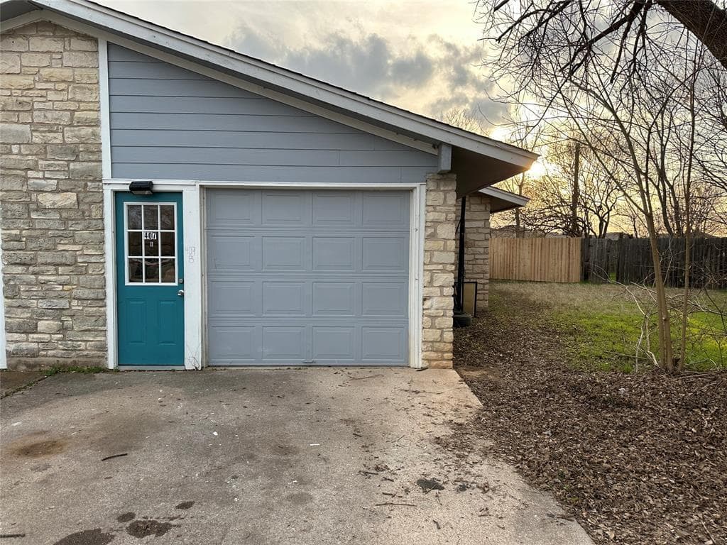 407 Vista West Ct #B
