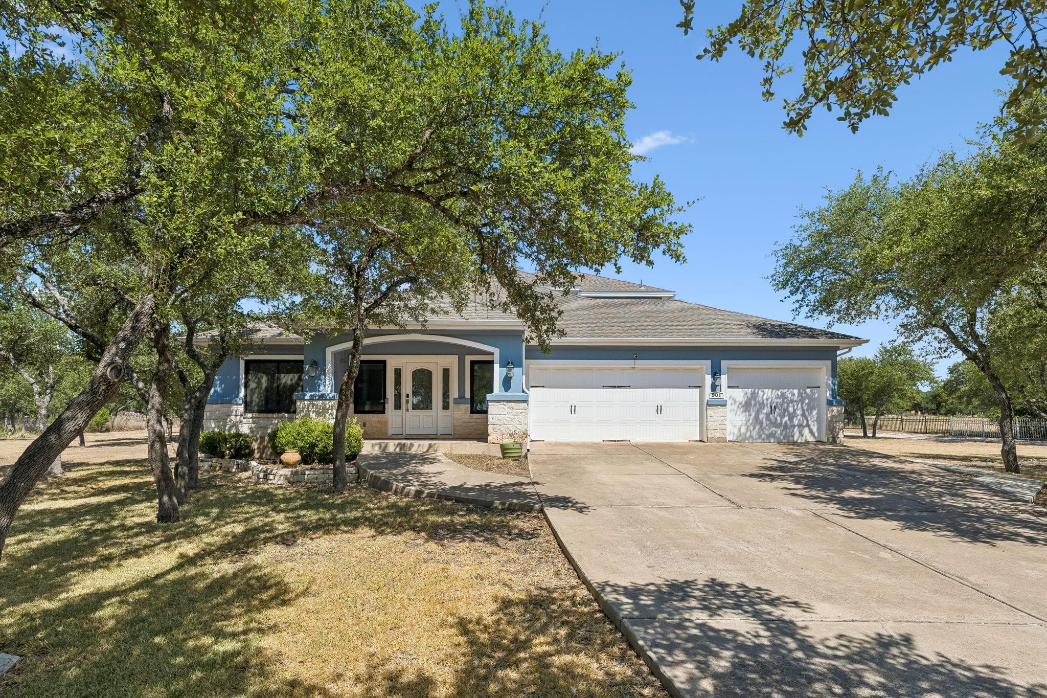 501  Lone Star Dr