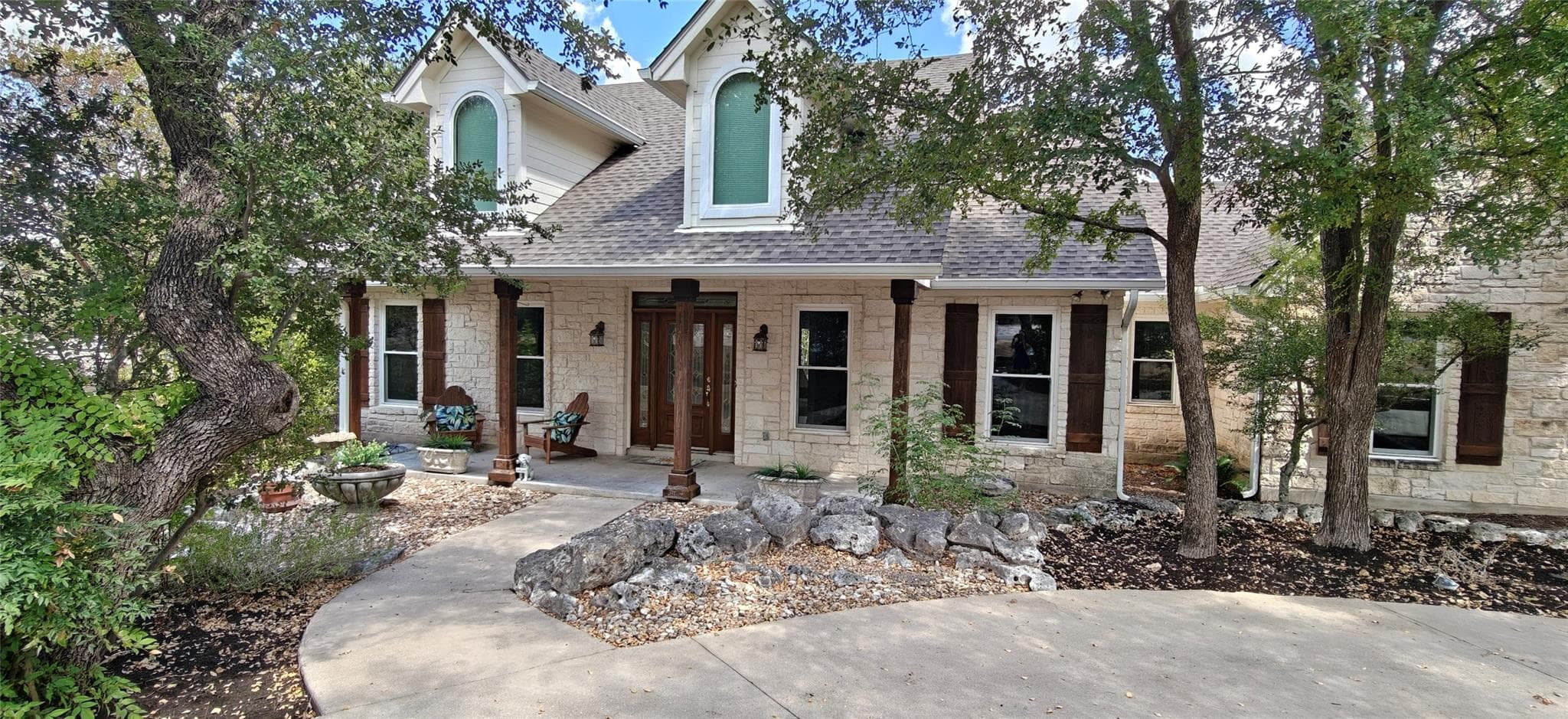 13209 N Ridge Cir