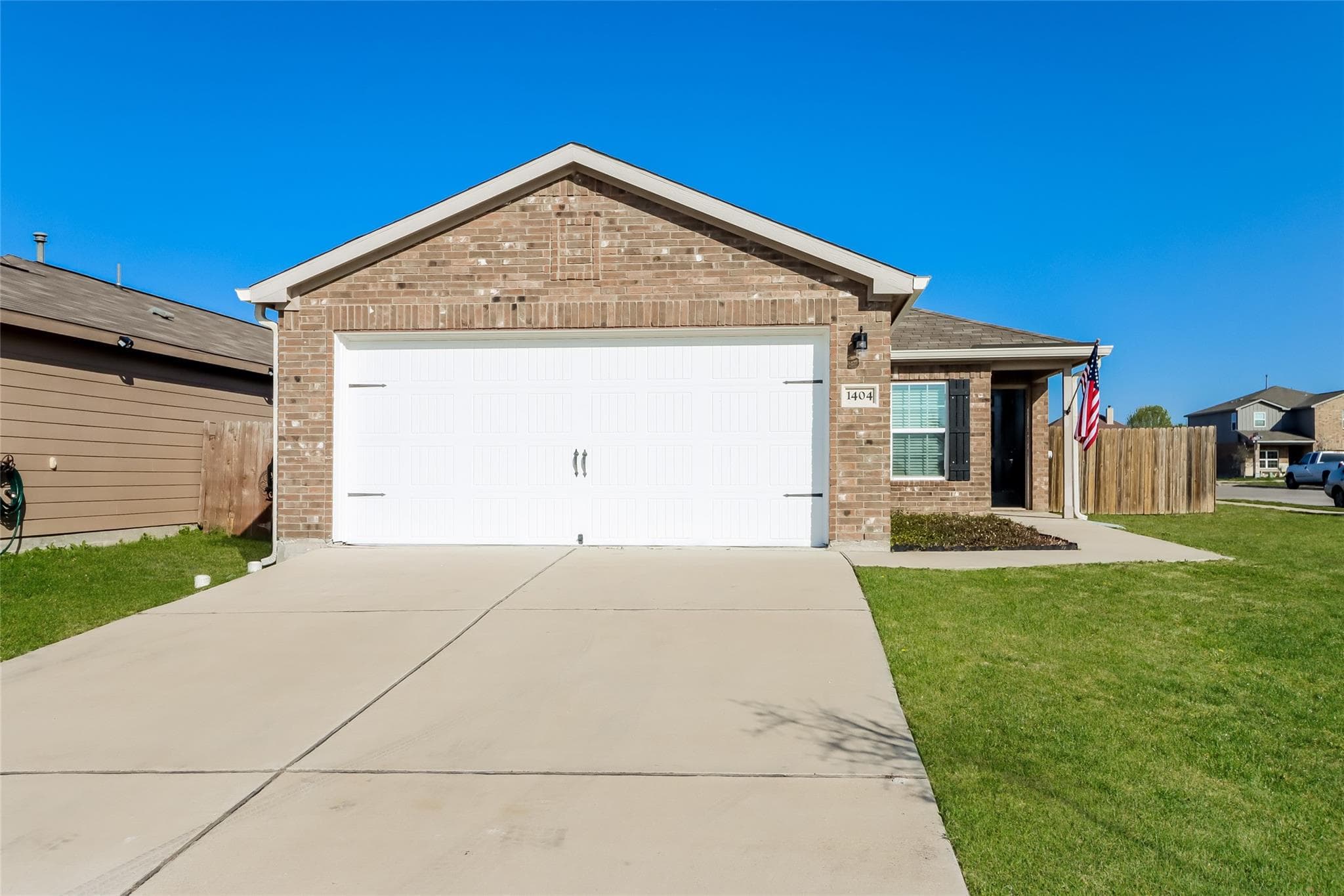 1404 Breanna Ln