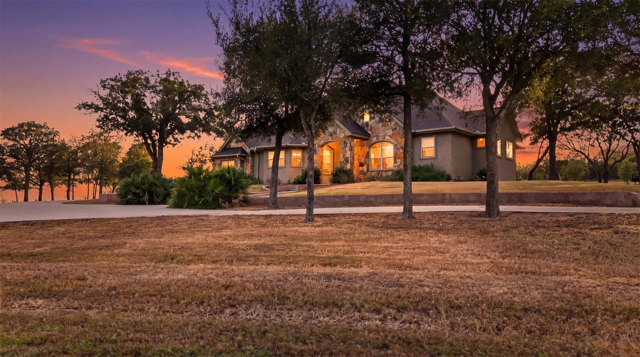 432  Creekwood Dr