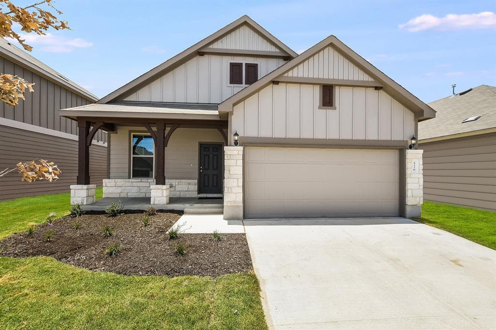 526 Purple Heart Dr