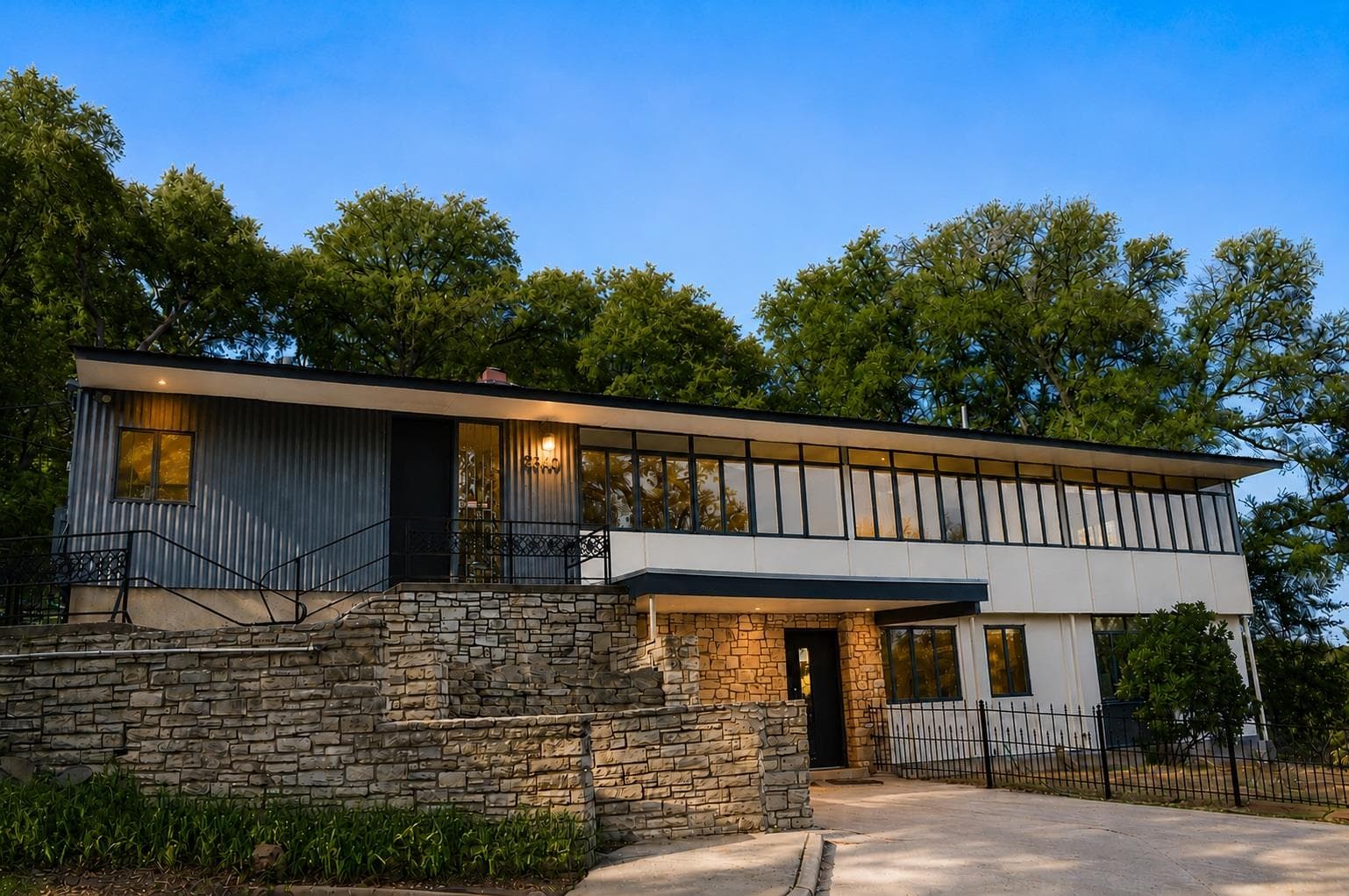 2410  Pemberton Pkwy