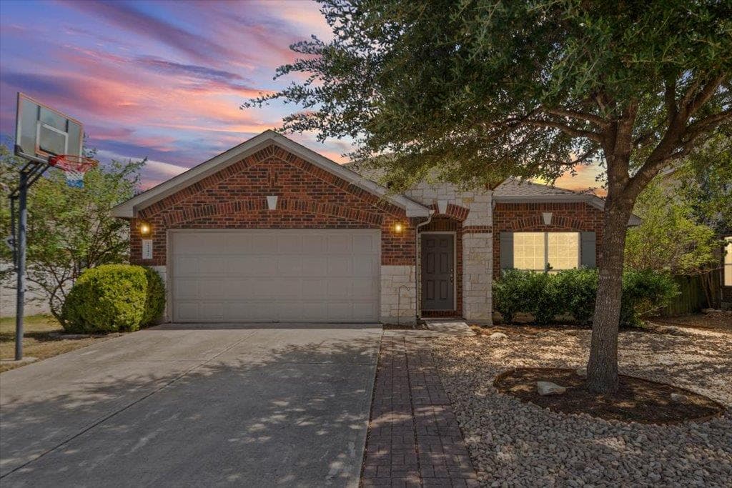 2341 Garlic Creek Dr