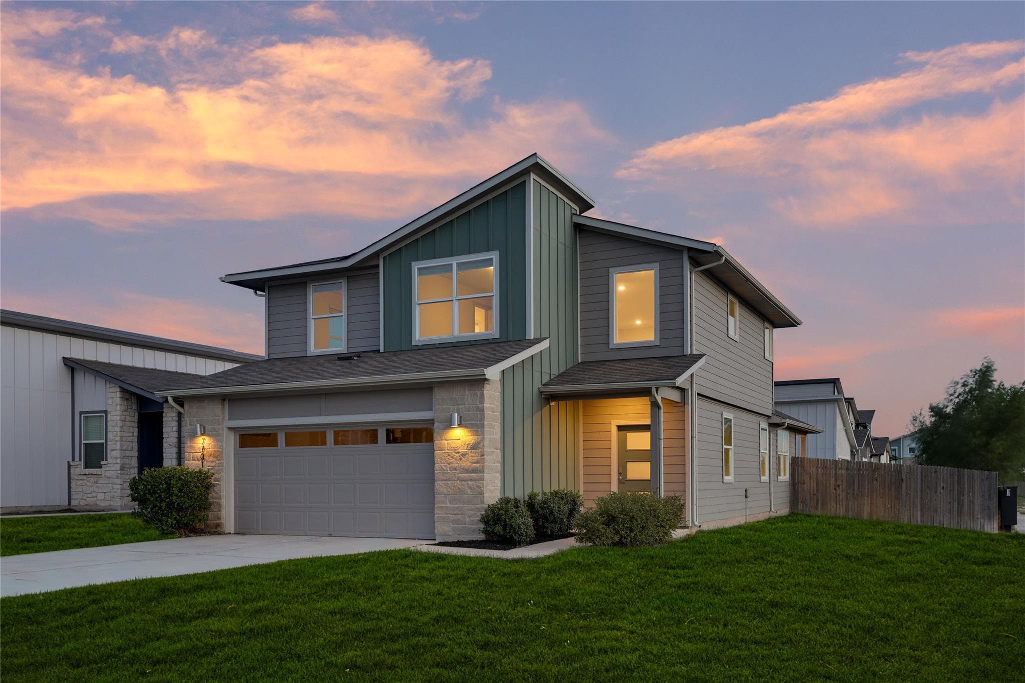 7701  Jacobean Way