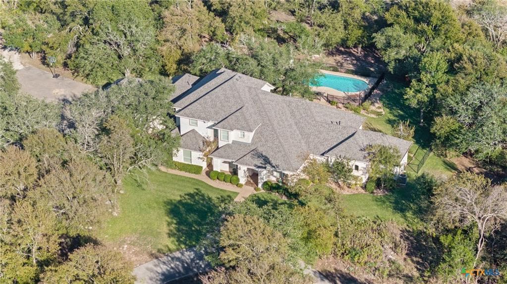 9011  Brewer Ln