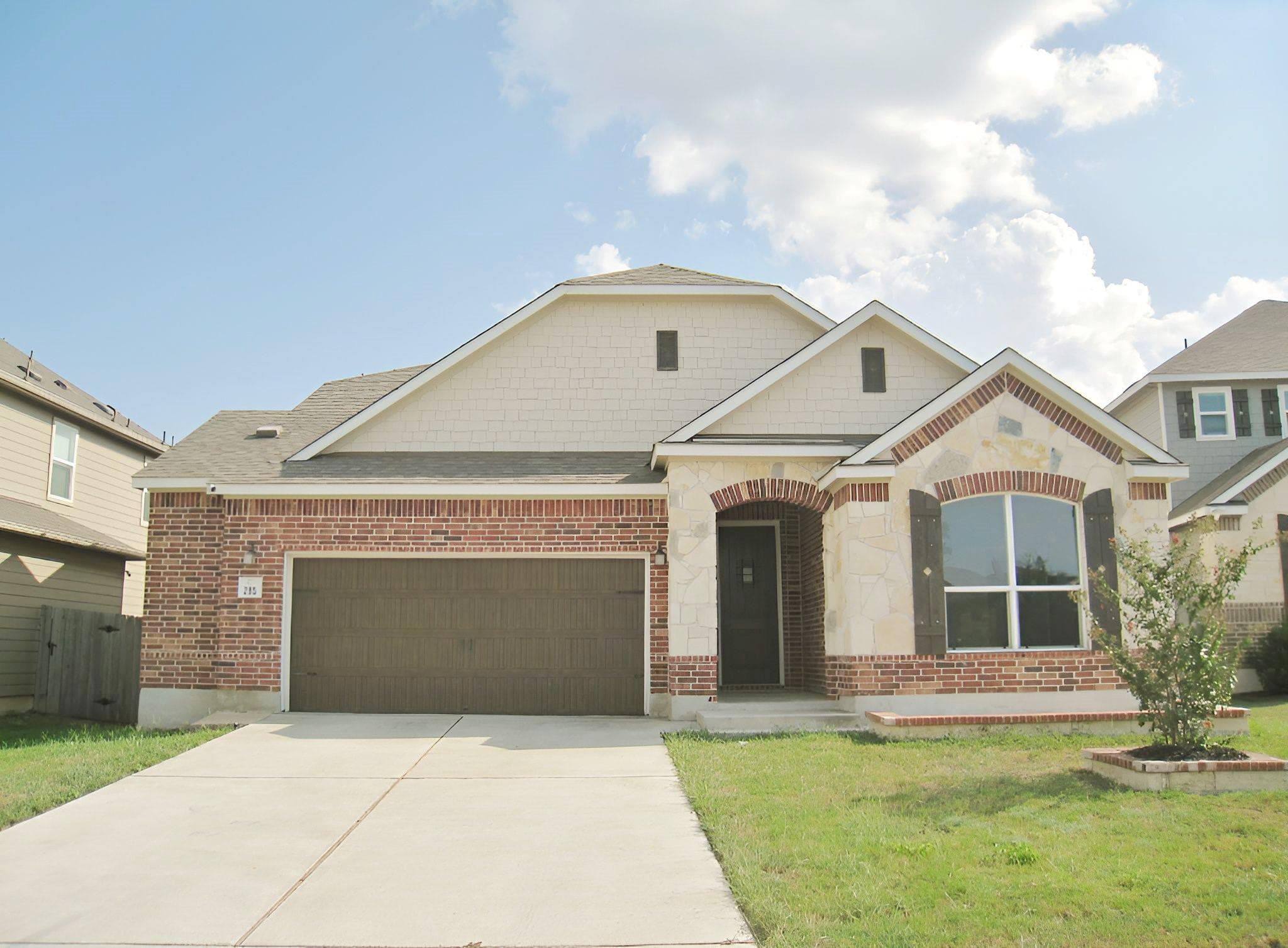 285  Kat Garnet Dr