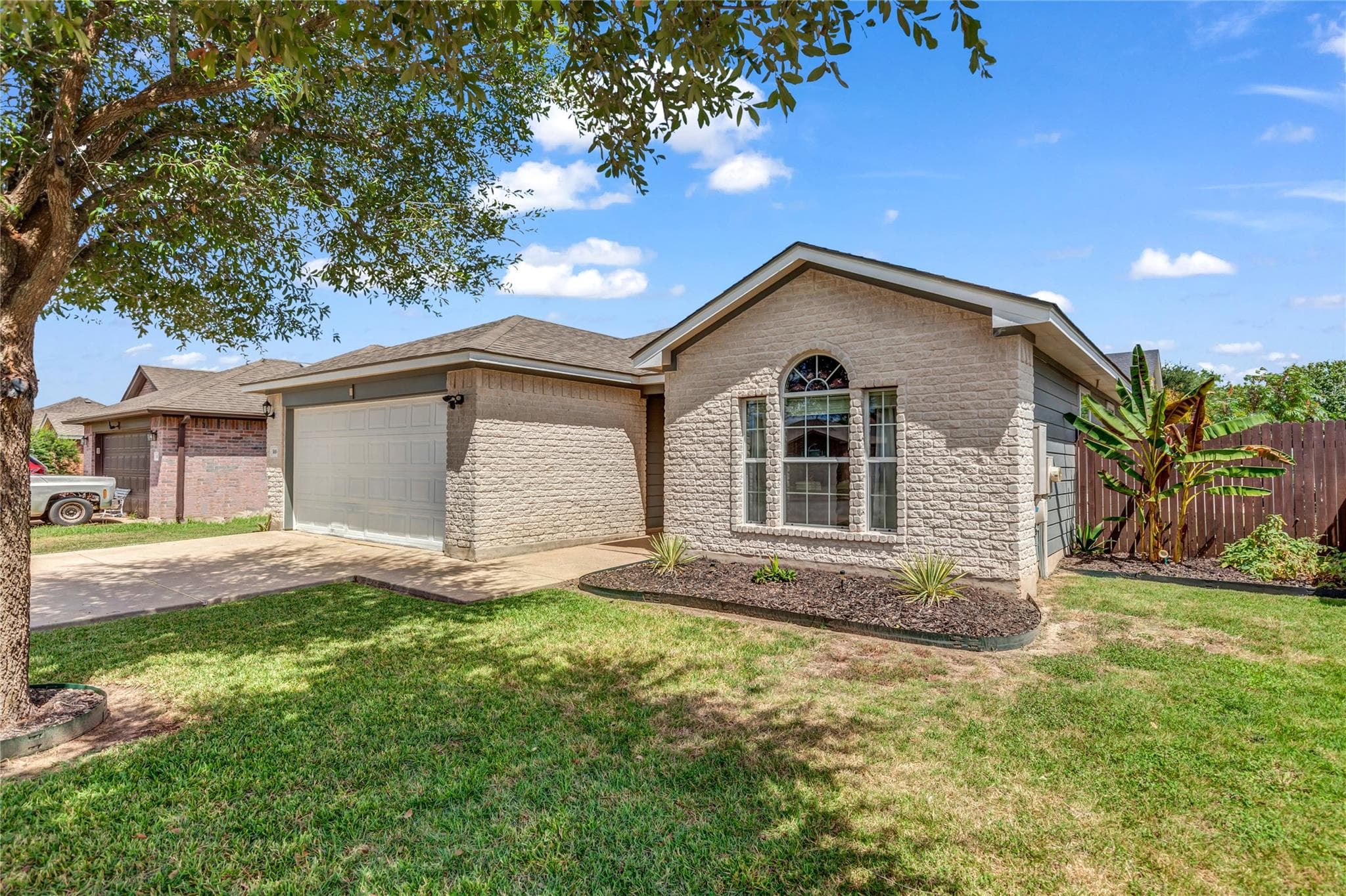 3004  Don Hill Ln