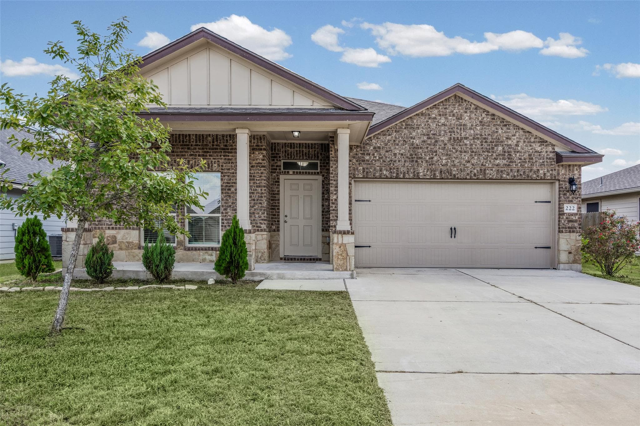 222 Reagor Dr