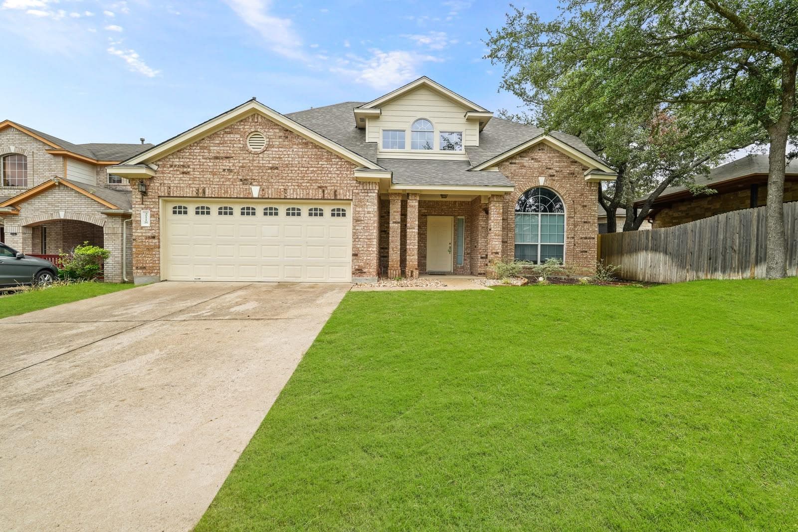 2118  Ariella Dr