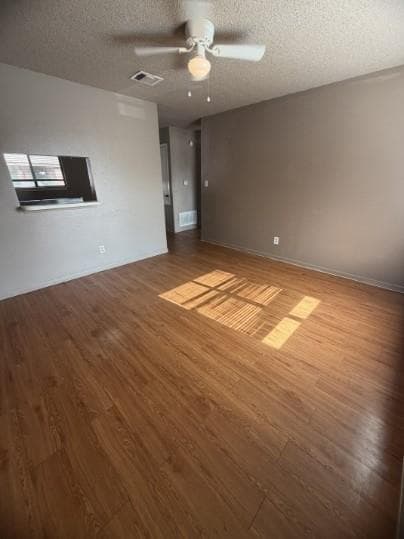 139 Elm Dr #302