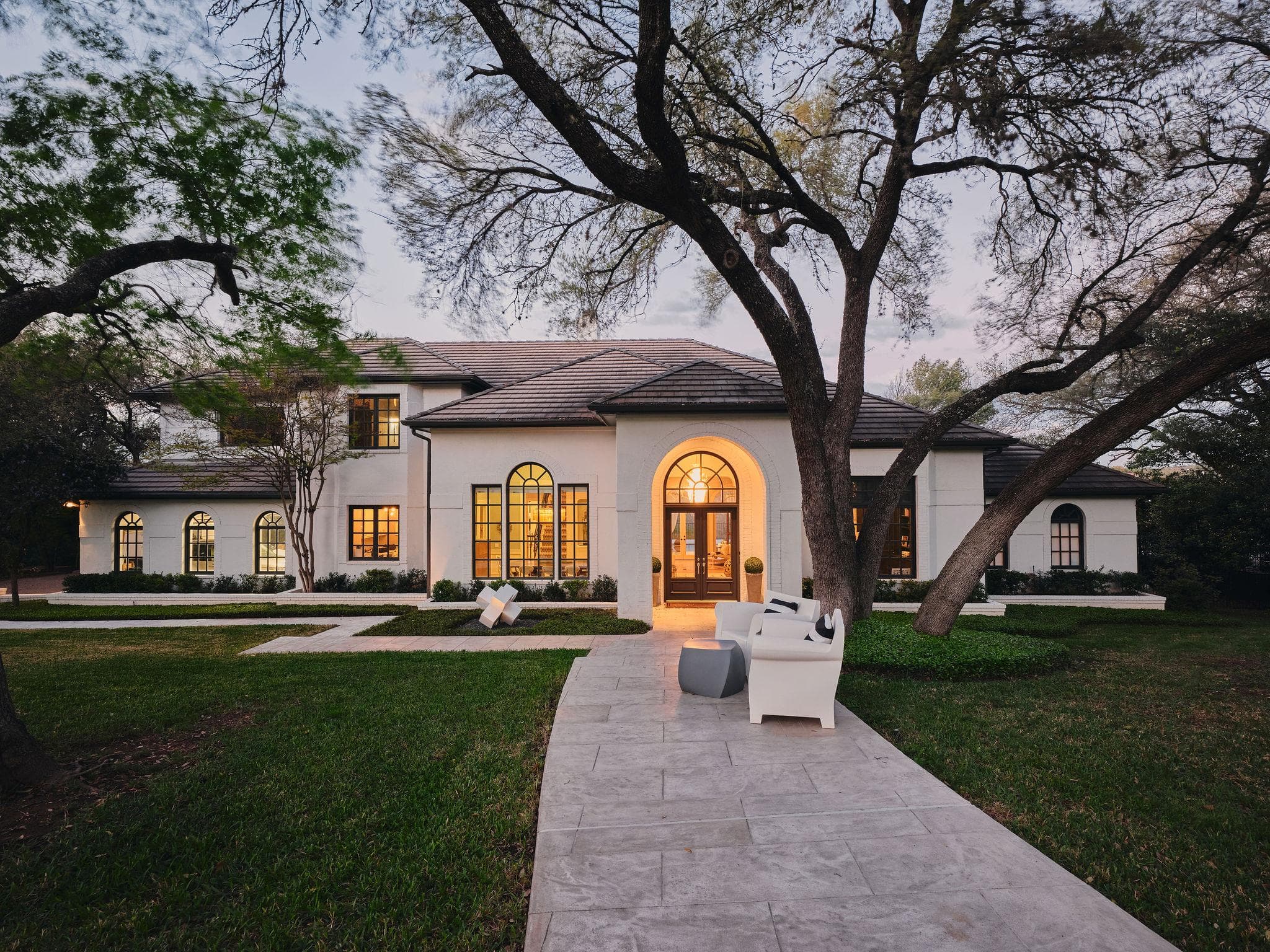 5304  Maryanna Dr