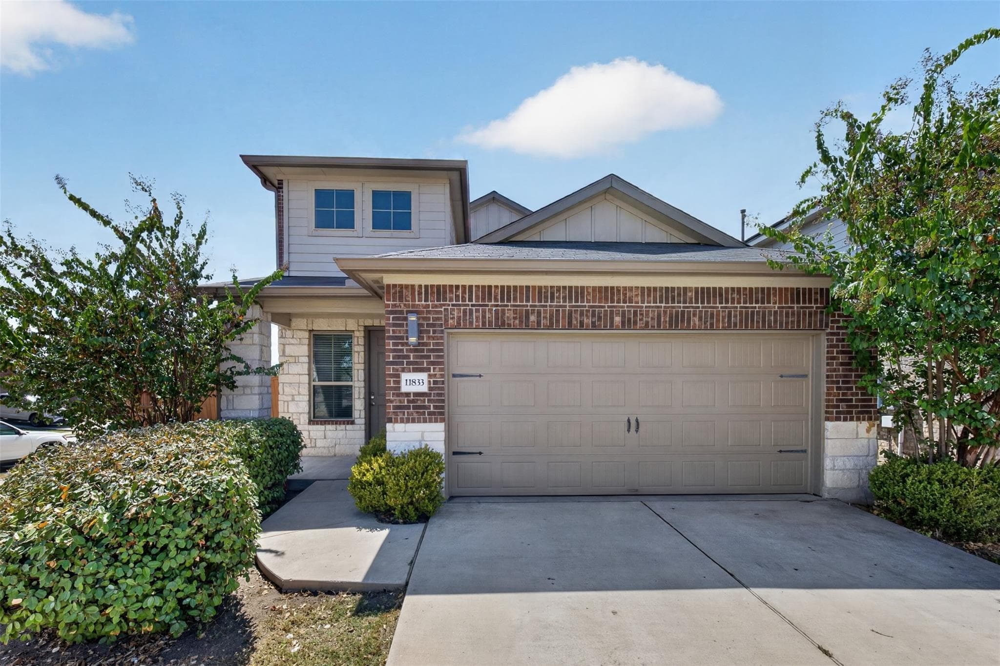 11833  Sandy Lodge Ct