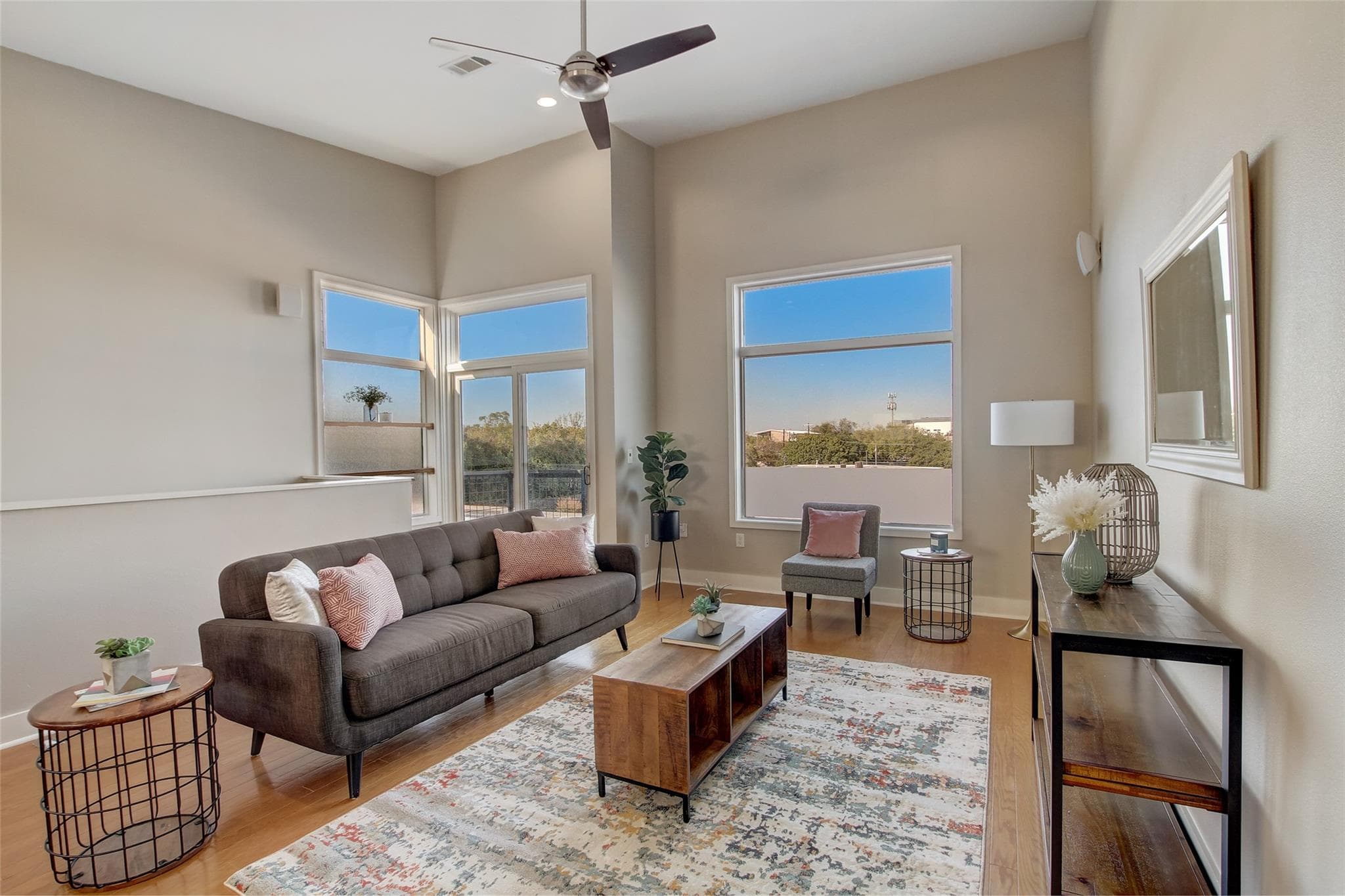 1702 S Lamar Blvd  #11