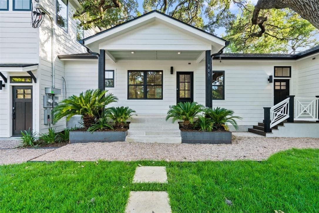 1801 Alta Vista Ave #B