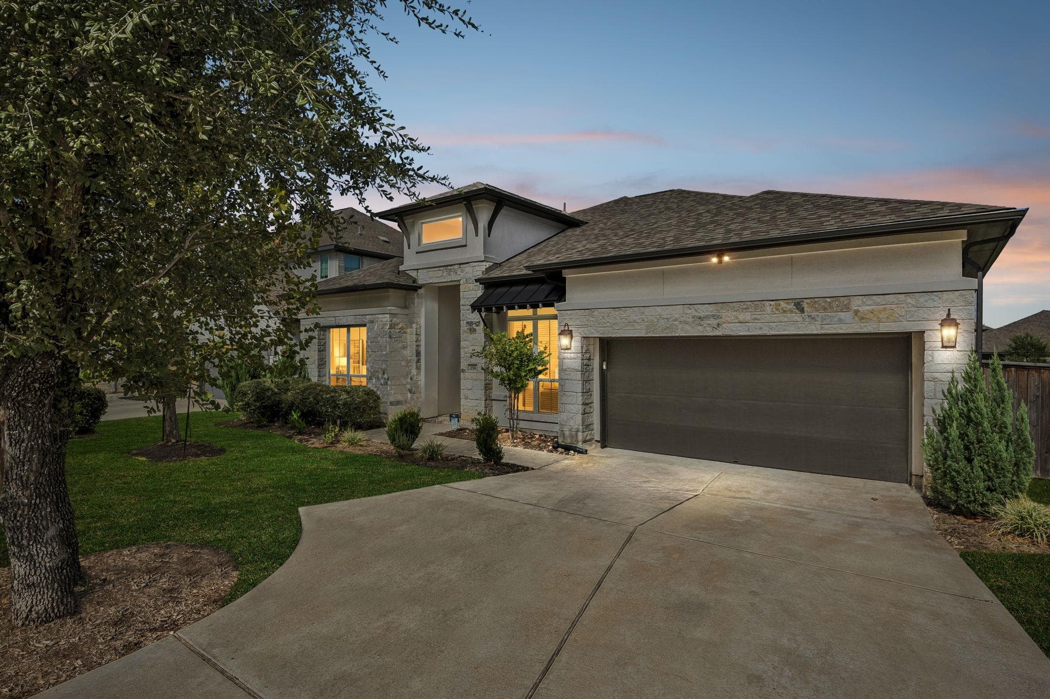 256  Coyote Creek Way