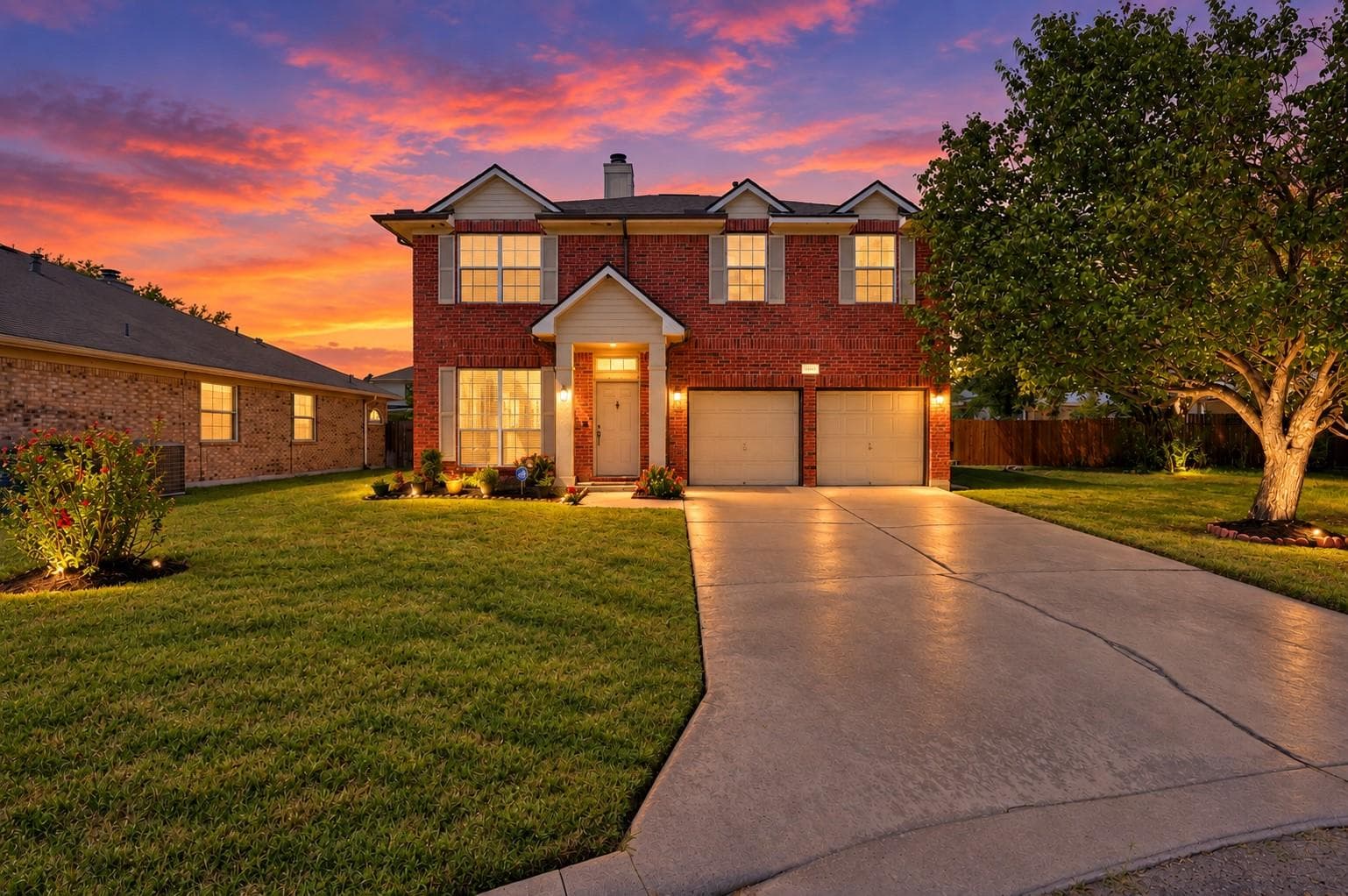 1214 Disraeli Cir