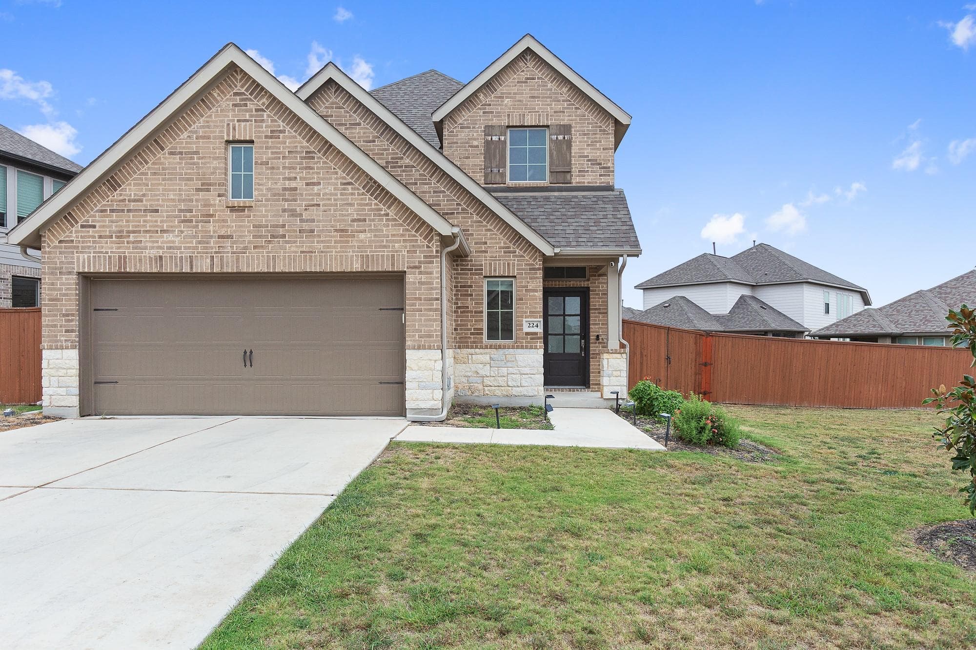 224  Rosebush Dr