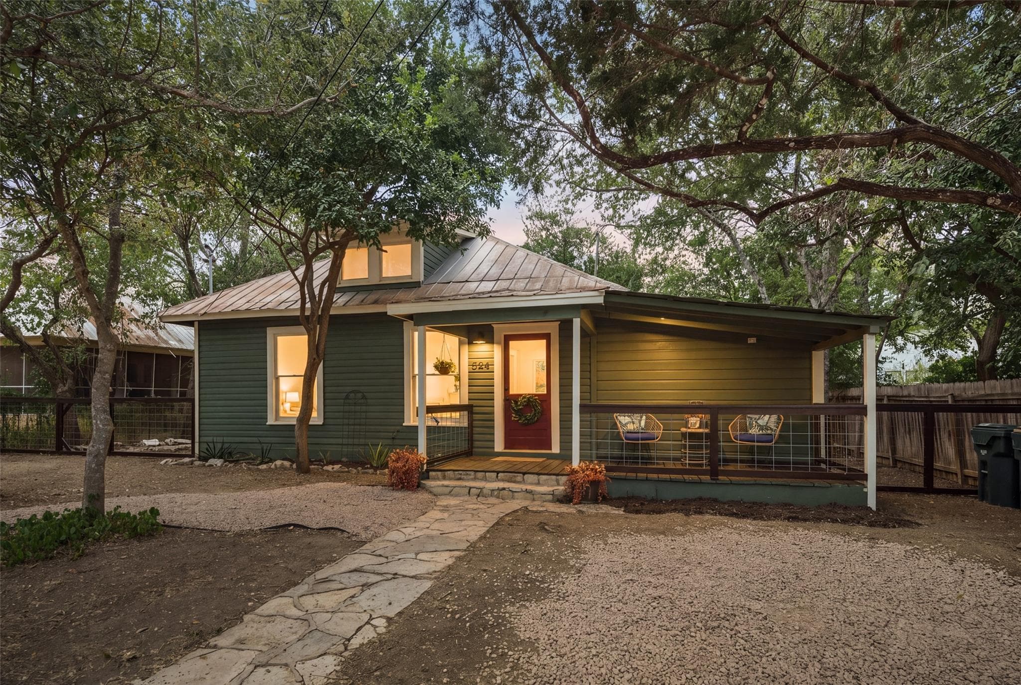 524 Lindsey St