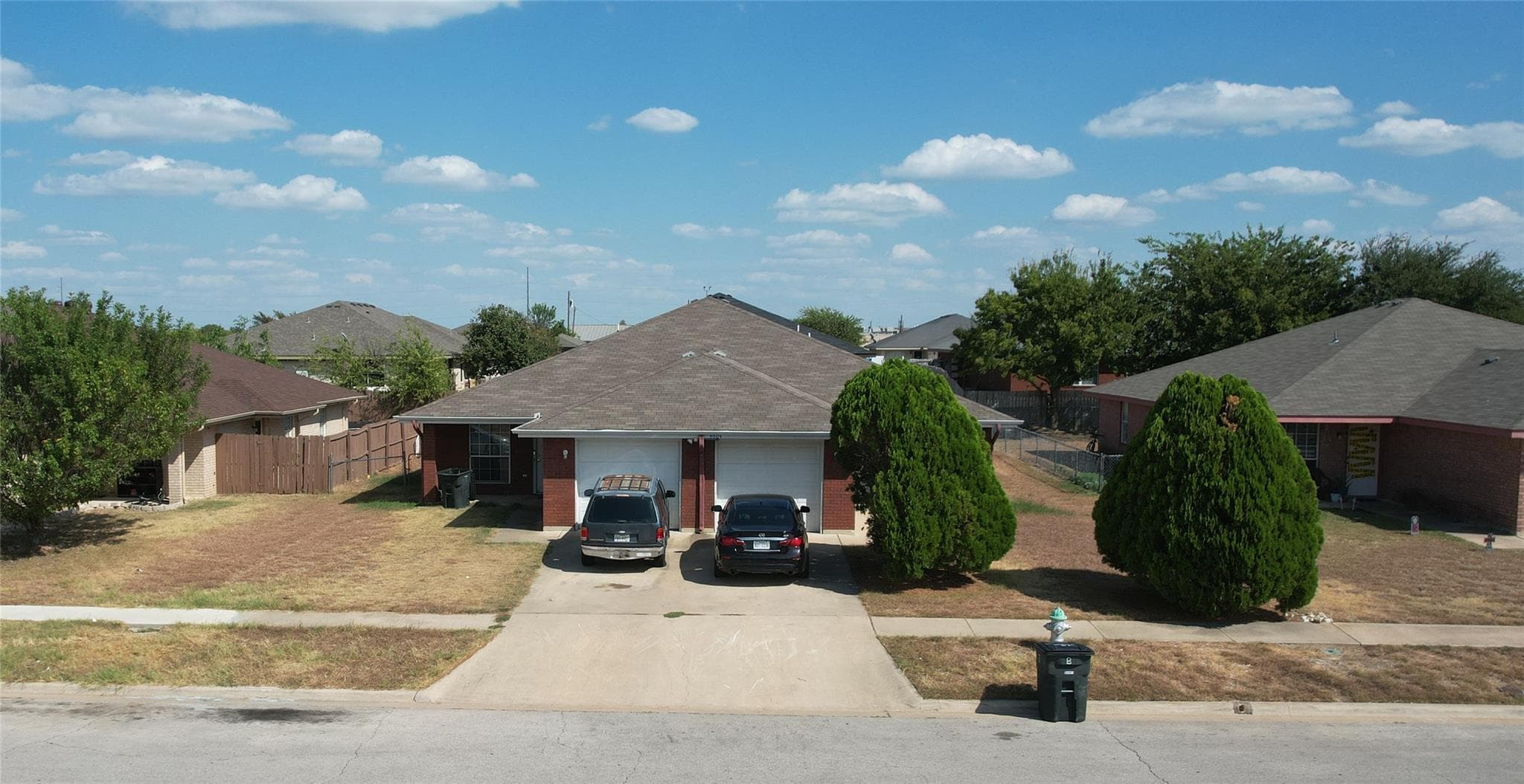 4604 Bowles Dr