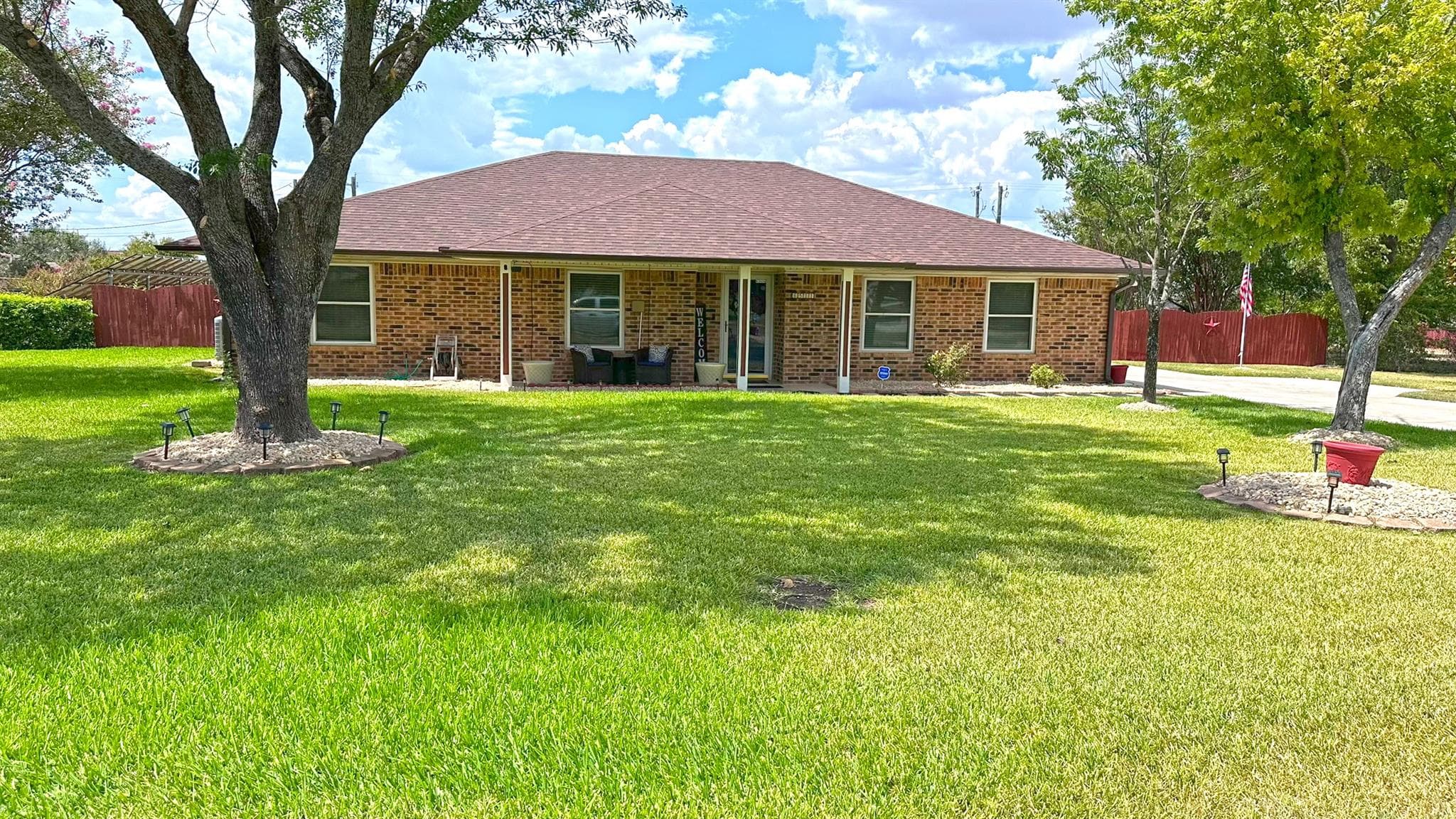 6511 Rein Dr
