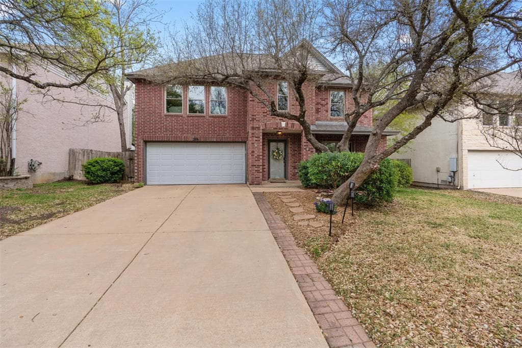 1204  Jolie Ln
