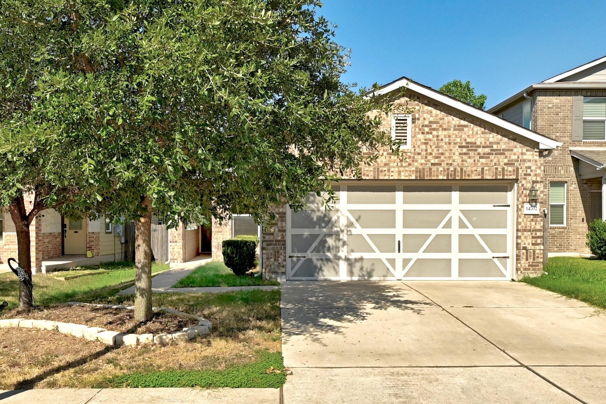14702  Peregrine Dr