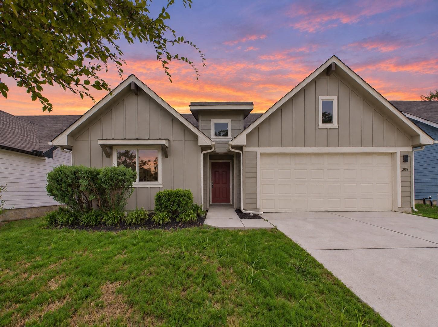 208 Ida Loop