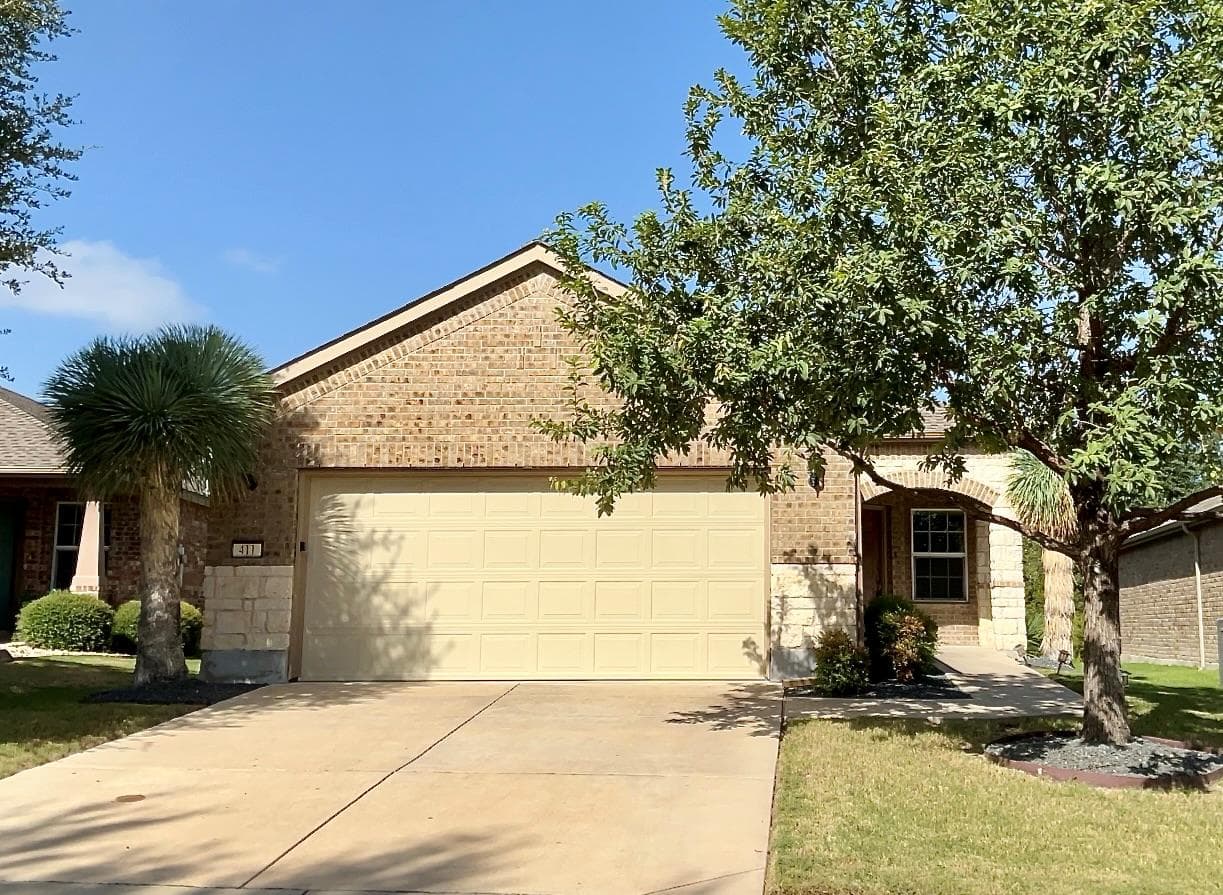 411  Kickapoo Creek Ln