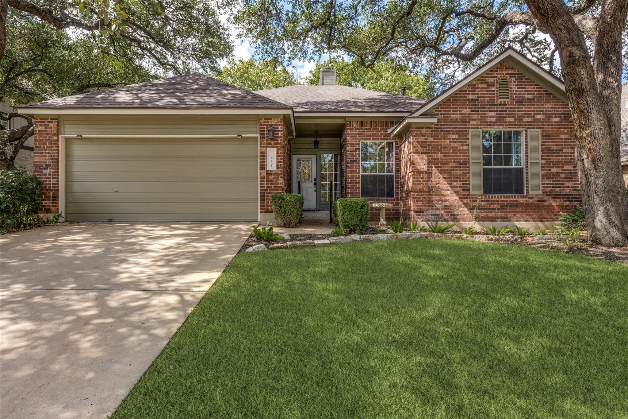 8104  Isaac Pryor Dr